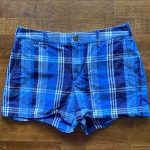 Polo Ralph Lauren women’s blue plaid shorts. Size 4.​​
